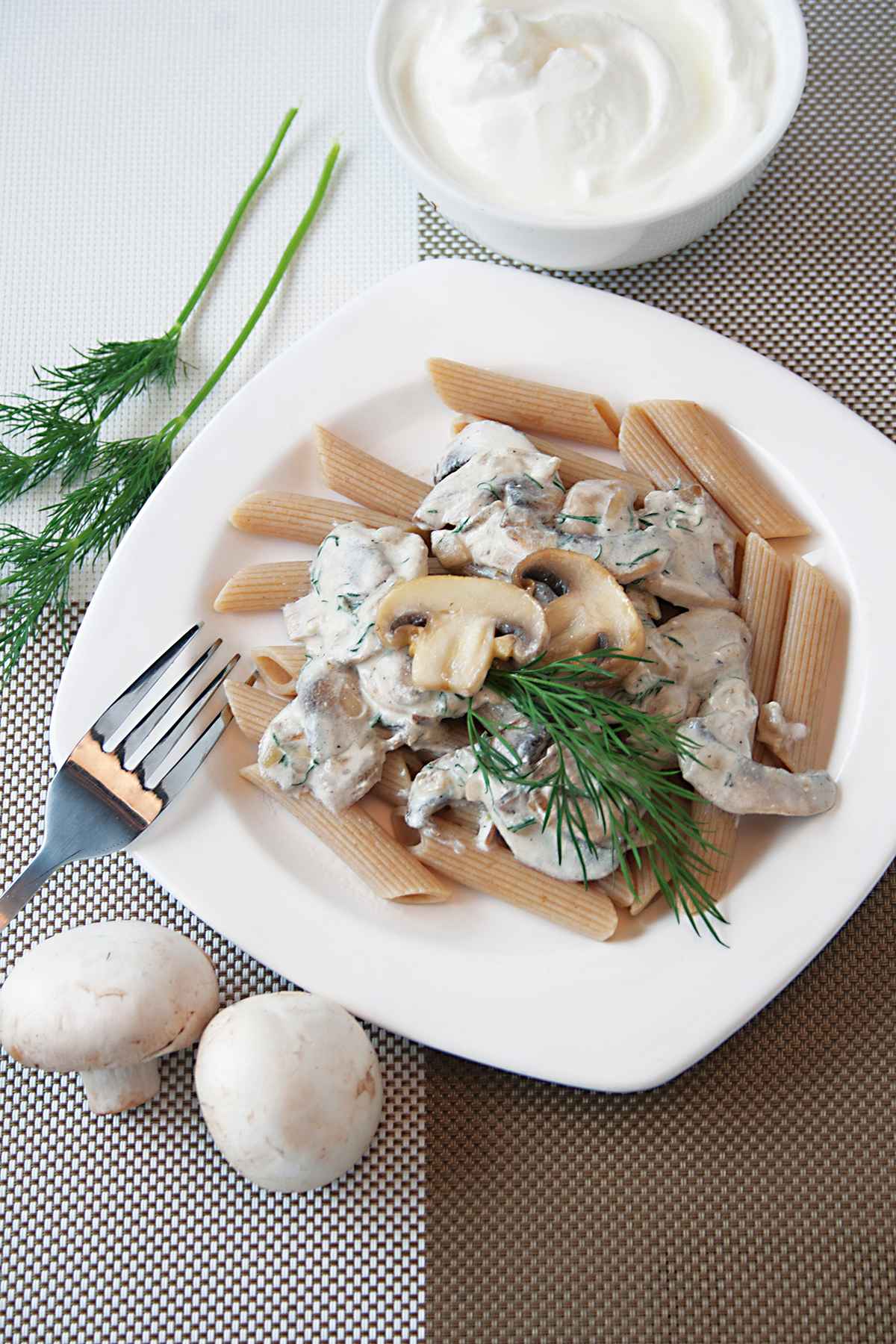 Makaron penne z pieczarkami